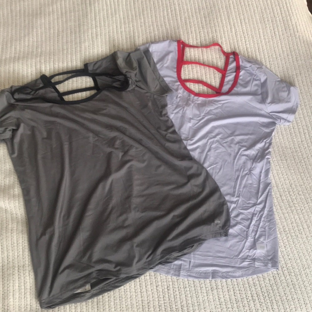 Set of two adorable Marika active shirts
